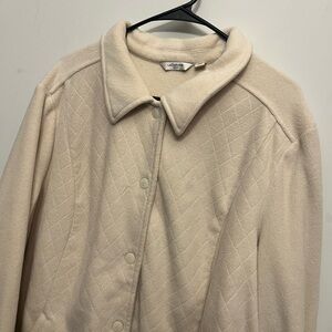 Liz Claiborne Women's Cream Quilted Fleece Jacket